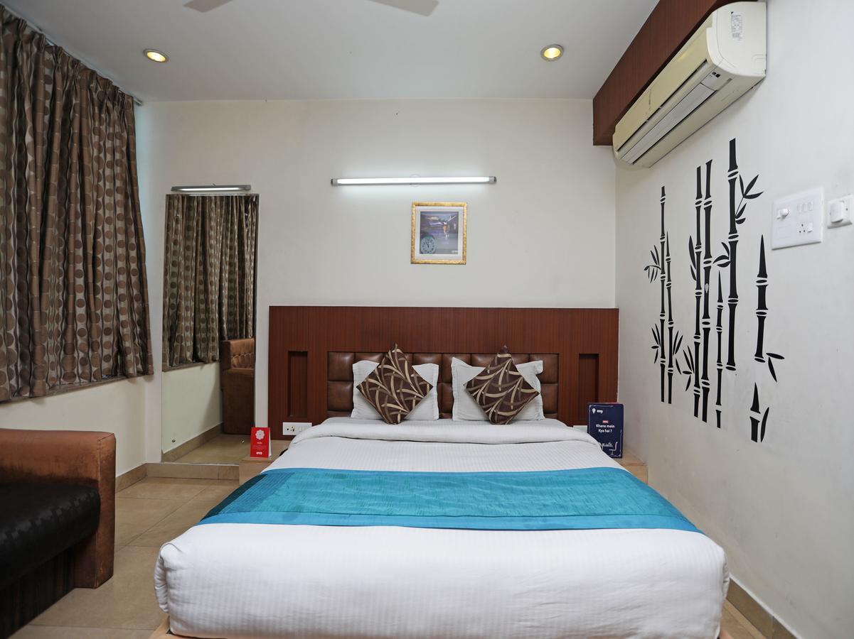 Oyo 1524 Hotel Vaani Continental Kanpur Dış mekan fotoğraf