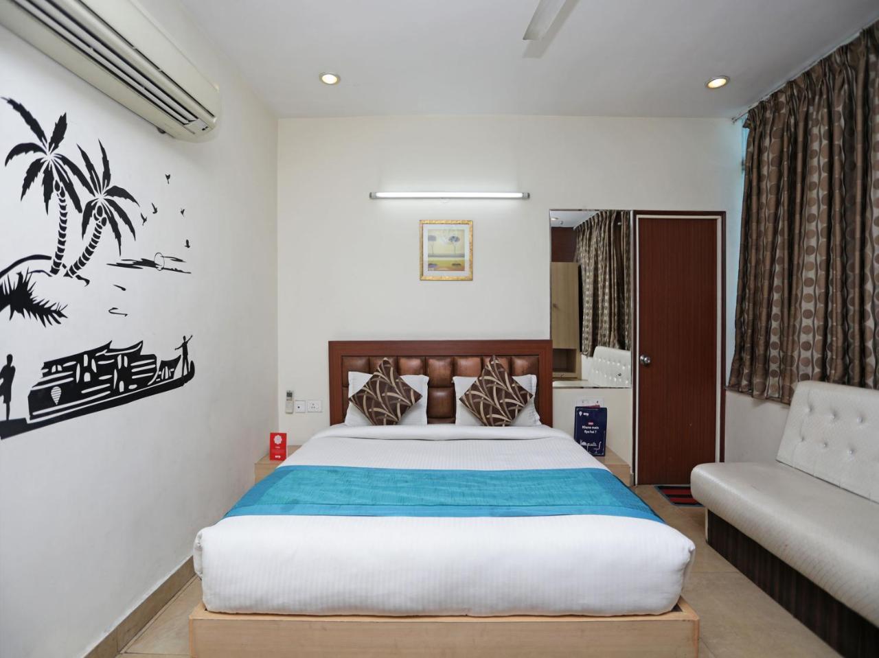 Oyo 1524 Hotel Vaani Continental Kanpur Dış mekan fotoğraf